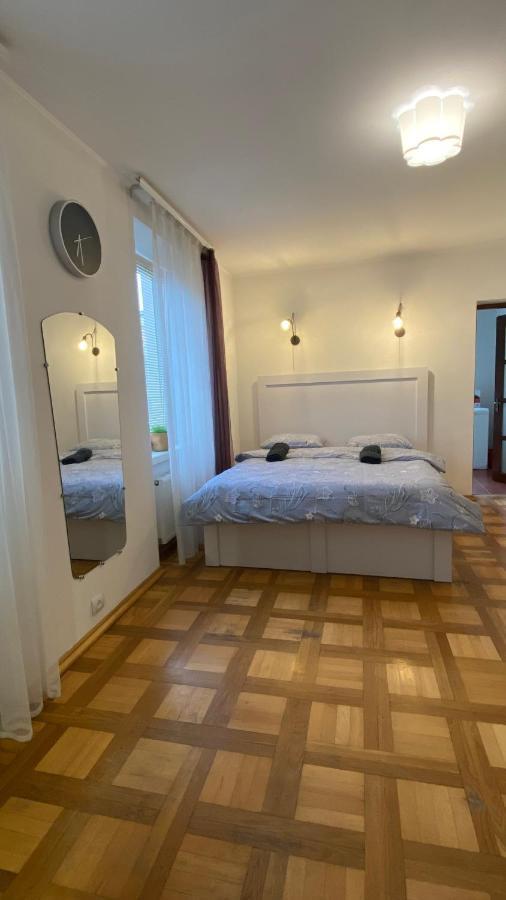 Gavrishkevicha Apartments Лвив Екстериор снимка